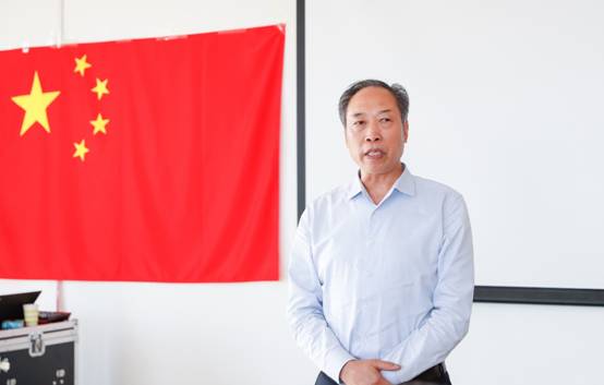 http://news.sxufe.edu.cn/__local/8/D5/3A/ED3FF82EDDDAC6D58D724CAA7B9_A9B05283_39AC.jpg